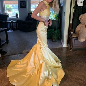 yellow sherri hill prom homecoming two piece dress